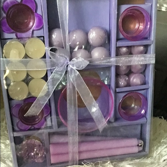 29 Piece Boxed Purple Candle and Holder Set - Picture 2 of 5